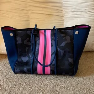 Large camo neoprene tote